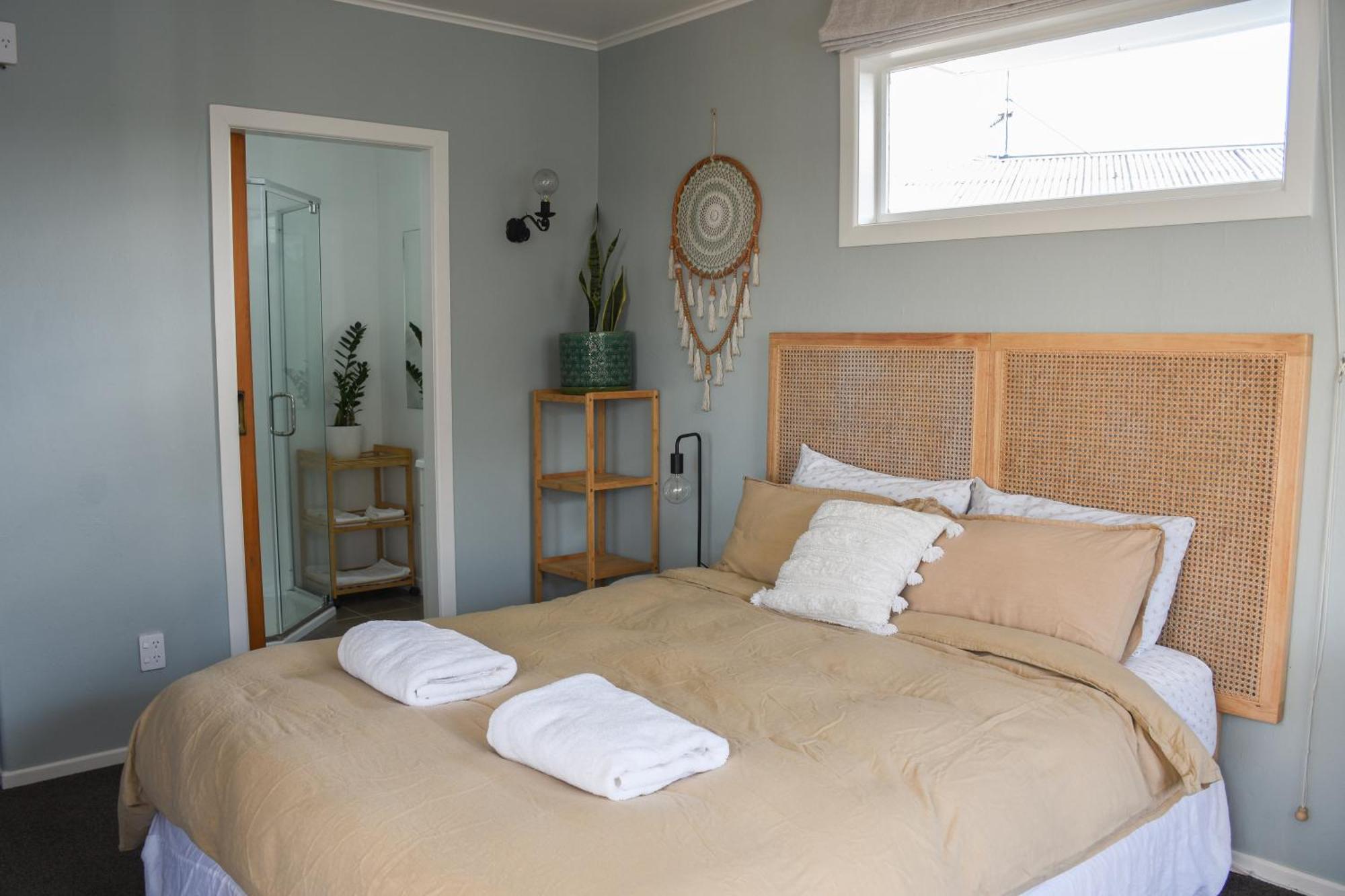 Beautiful Home With Short Stroll To Havelock Village Havelock North Bagian luar foto