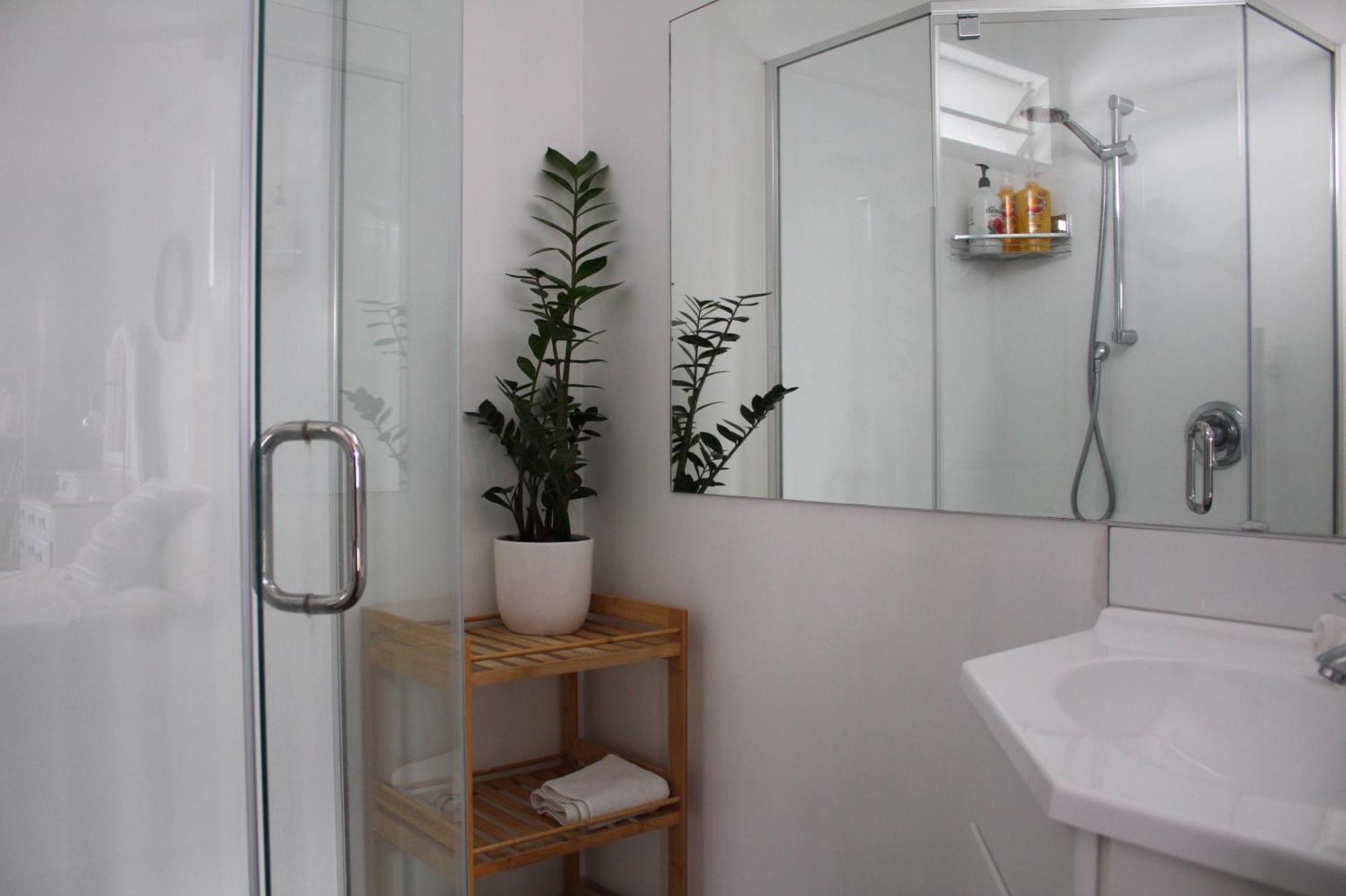 Beautiful Home With Short Stroll To Havelock Village Havelock North Bagian luar foto